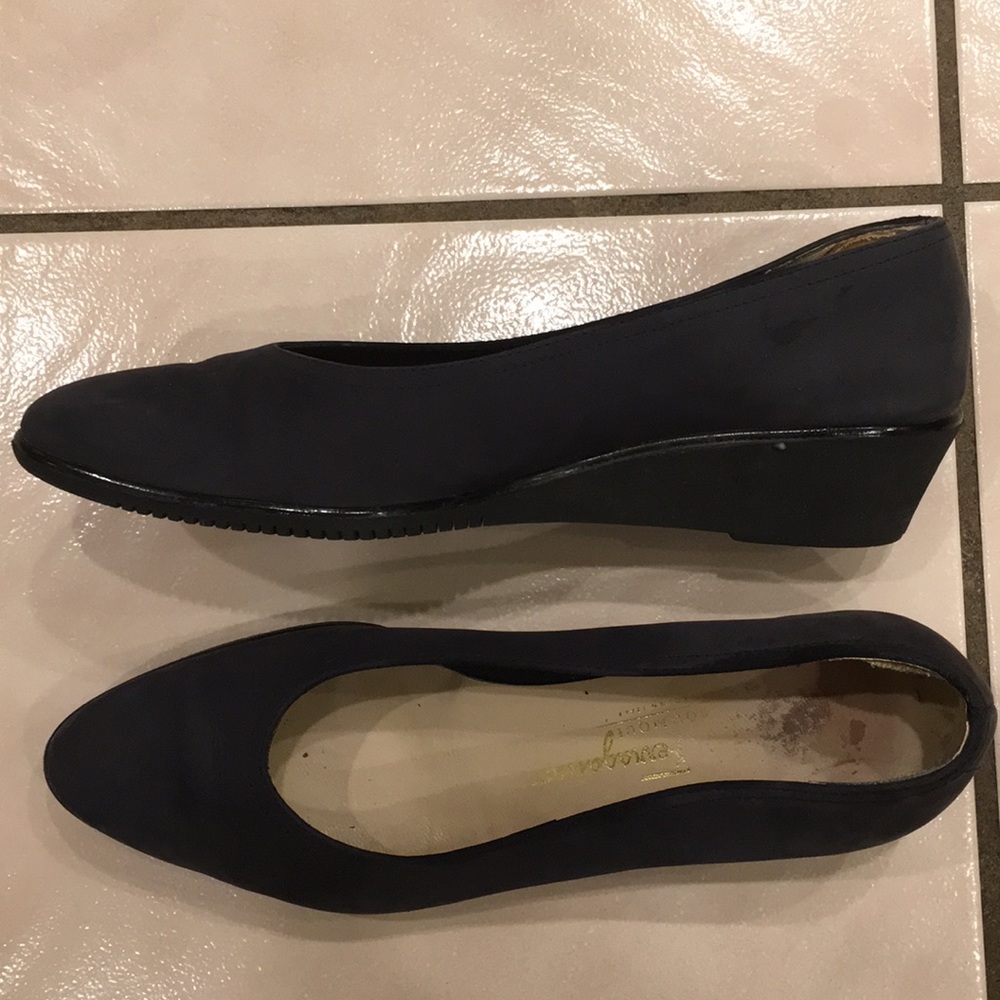 Ferragamo gray wedges